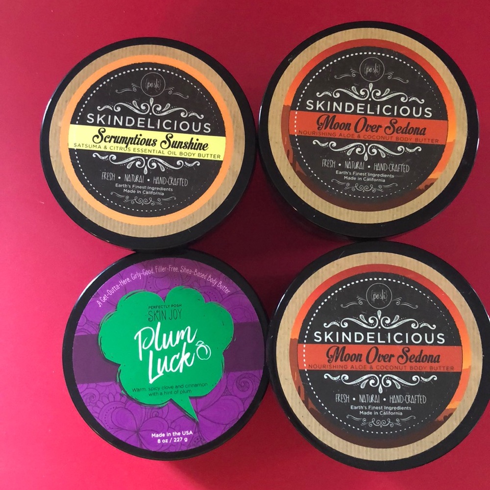 Perfectly posh lotion lot